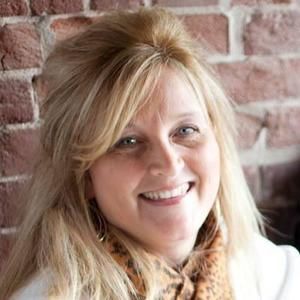 Meet your Posher, Laurie